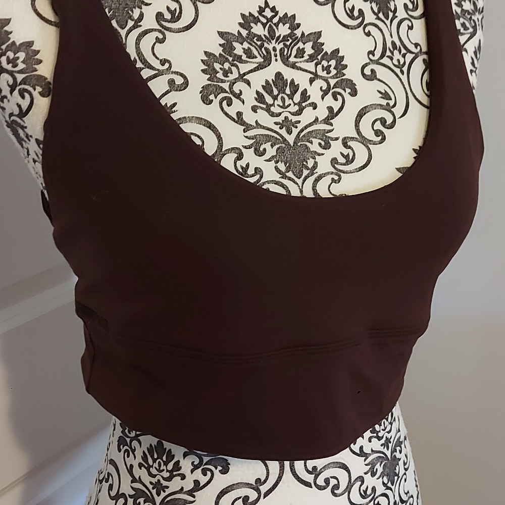 LULULEMON SPORTS BRA- LIKE NEW